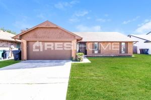 featured image of 8340 Nw 109th Ter