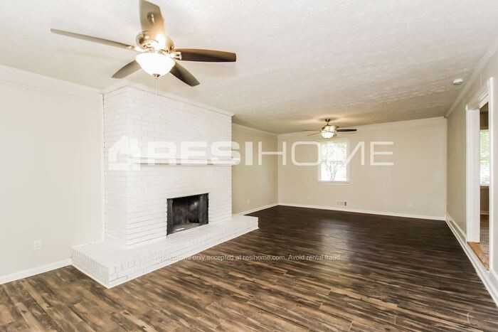 6195 Cowan Mill Rd - Photo 2 of 25