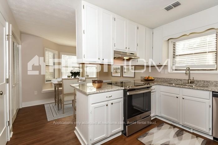 4197 Nowata Dr Ne - Photo 2 of 18