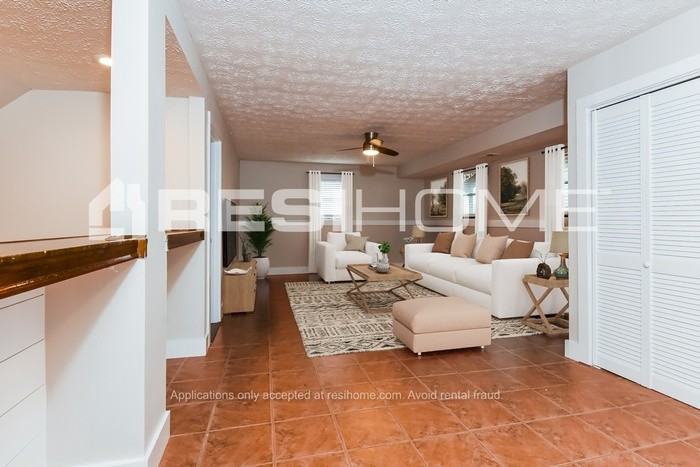 4197 Nowata Dr Ne - Photo 7 of 18