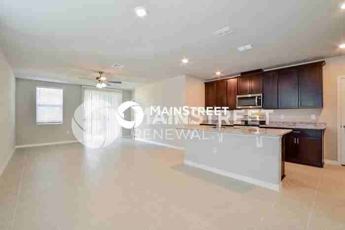 5265 Luke Hammock St - Photo 4 of 17