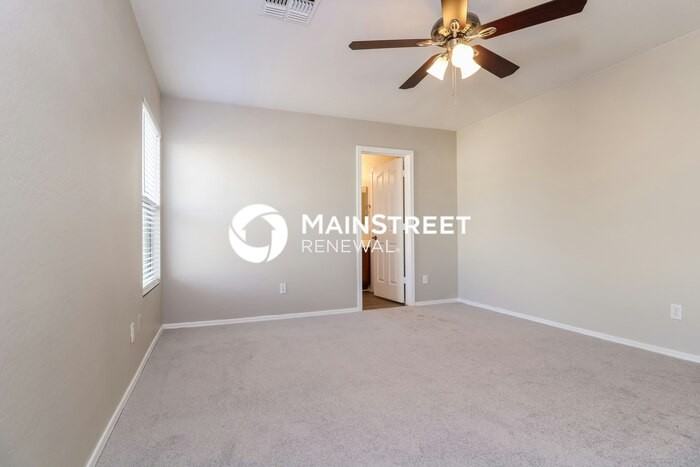 12814 W Pershing St - Photo 6 of 17