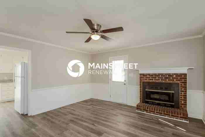 413 Cardinal Dr - Photo 4 of 16