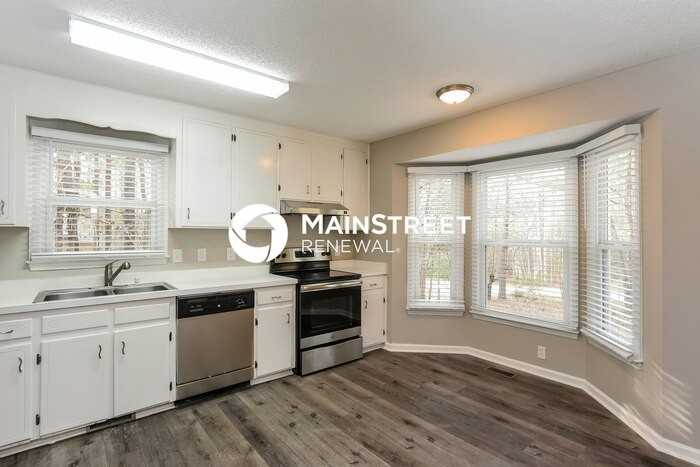 5208 Relay Way - Photo 6 of 16