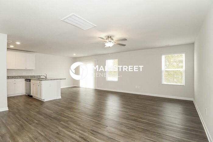 4055 Meredith Woods Ln - Photo 3 of 17