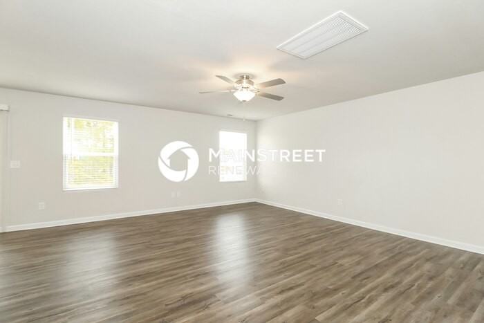 4055 Meredith Woods Ln - Photo 4 of 17