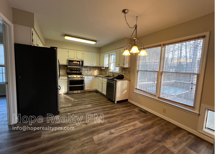 5303 Highberry Woods Rd - Photo 4 of 24