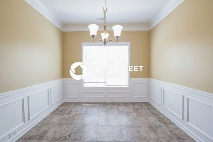 7517 Cole Ln - Photo 5 of 15