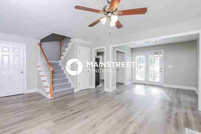 4320 Windlass Ct - Photo 5 of 16