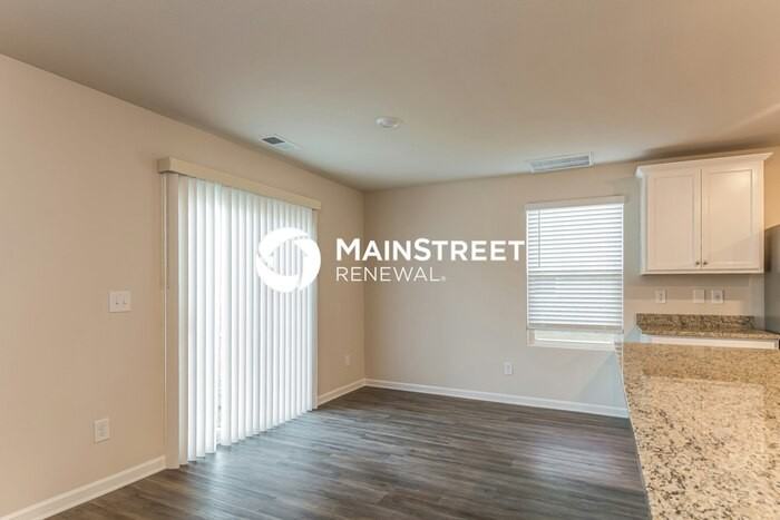 364 Gourd St - Photo 6 of 17