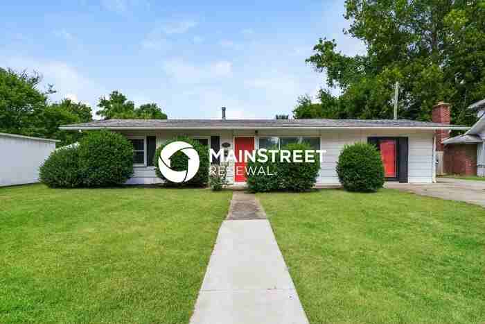 9905 Ponder Ln - Photo 3 of 16