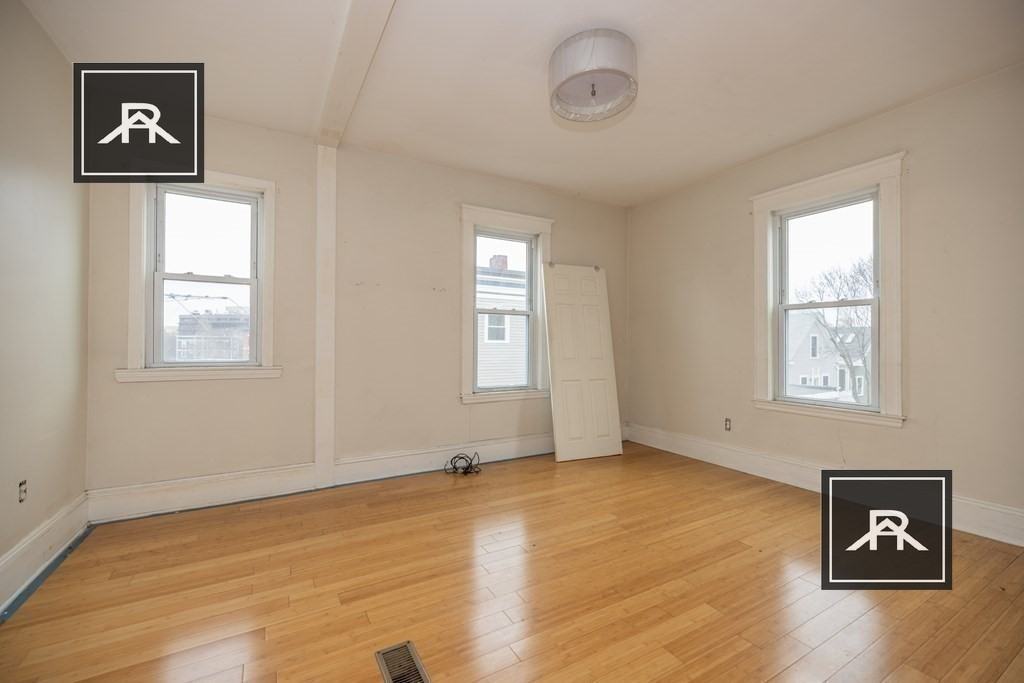 337 Allston St #2 - Photo 5 of 22