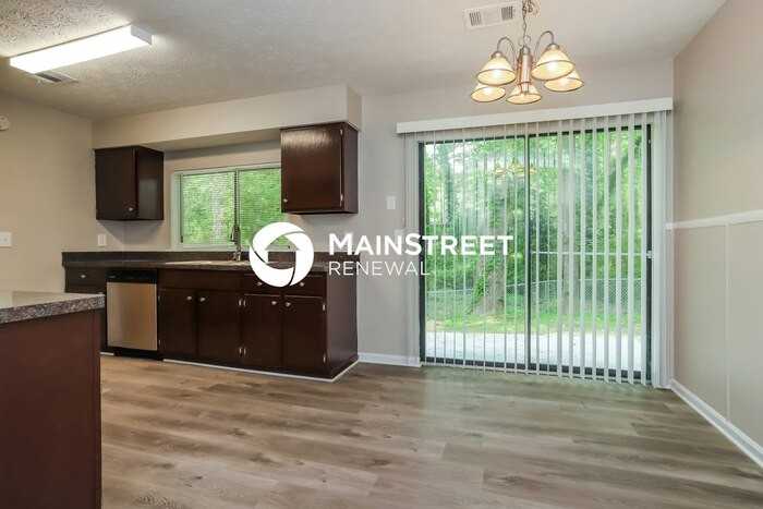 8415 N Pond Ct - Photo 6 of 16