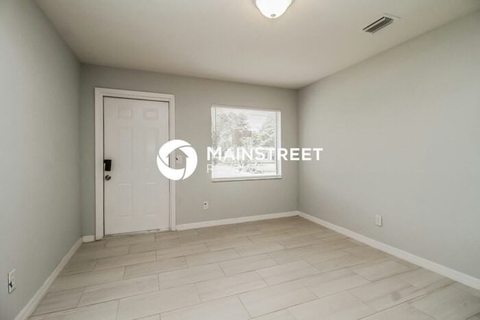 613 Katherine Ave - Photo 3 of 15