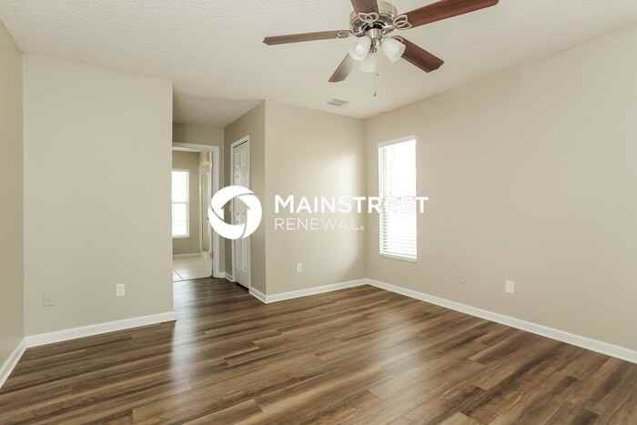 557 Oak Branch Cir - Photo 7 of 16