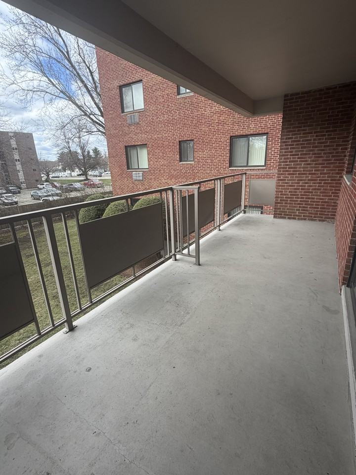 Main St #2G - Photo 3 of 17