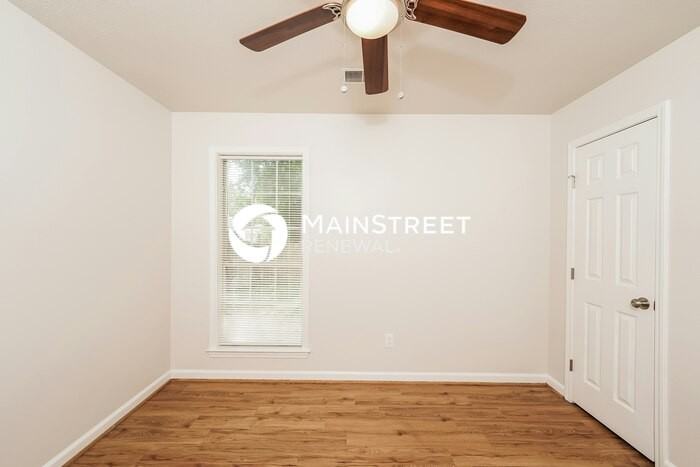 513 Walker Rd - Photo 7 of 17