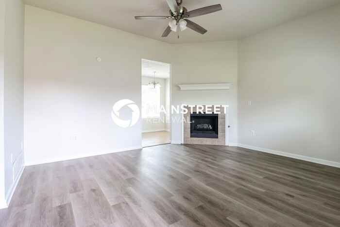 4410 Elysian Dr - Photo 4 of 17