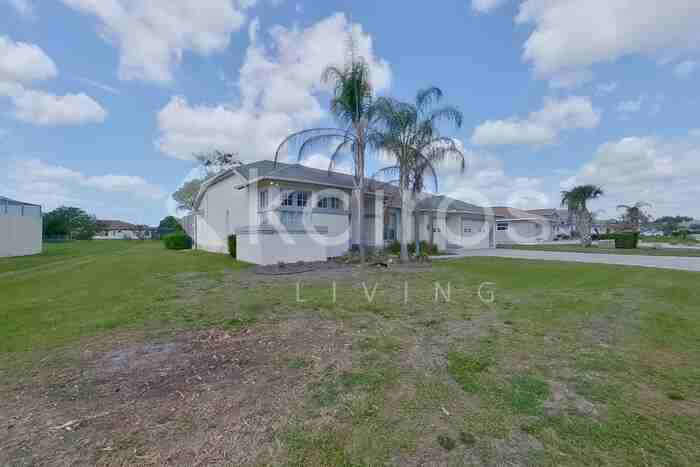 9275 Butler Blvd - Photo 2 of 36