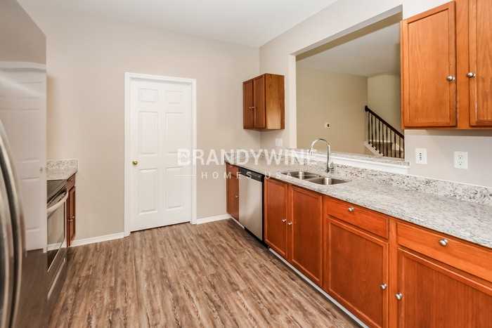 8950 Chalkstone Rd - Photo 6 of 20