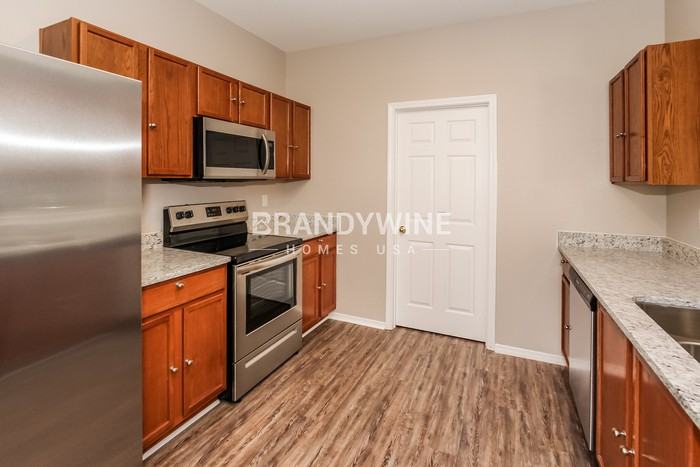 8950 Chalkstone Rd - Photo 7 of 20