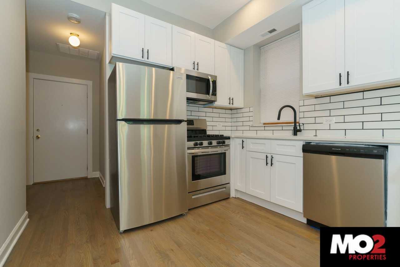 1649 N Paulina St #2F - Photo 2 of 11