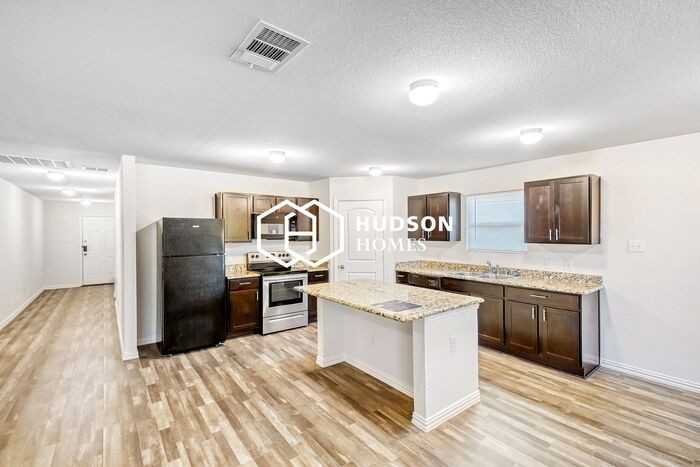 12500 Viewpoint Ln - Photo 3 of 14