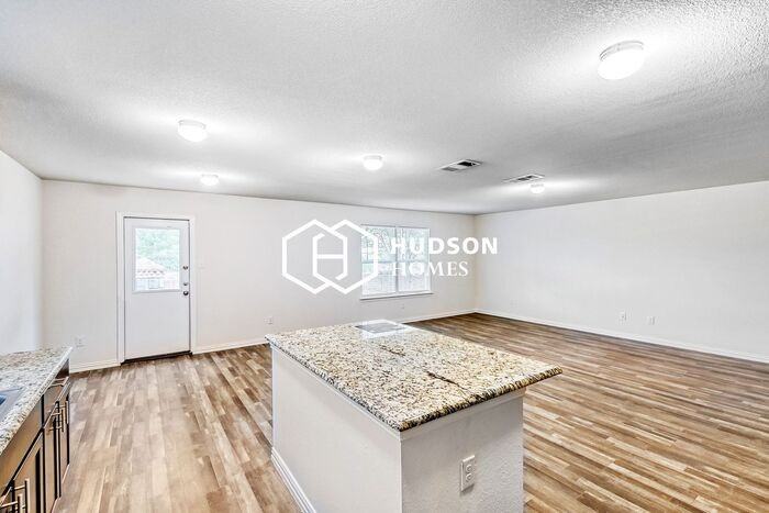 12500 Viewpoint Ln - Photo 5 of 14