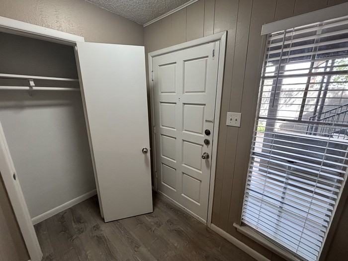 3310 Bedford Ave #B8 - Photo 3 of 20