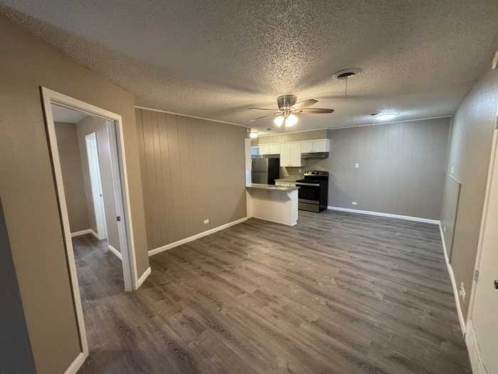 3310 Bedford Ave #B8 - Photo 5 of 20