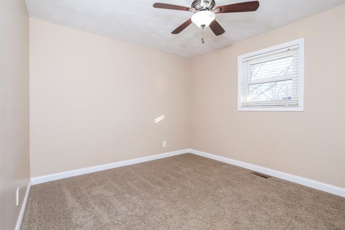 6370 Sherman Terrace Dr - Photo 7 of 9