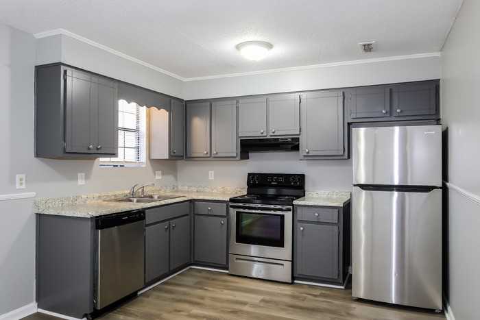 2368 Basswood Dr - Photo 5 of 11