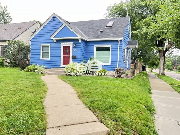 3201 Hayes St Ne - Photo 2 of 20