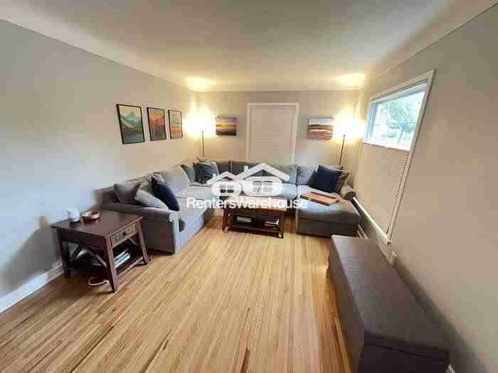 3201 Hayes St Ne - Photo 4 of 20