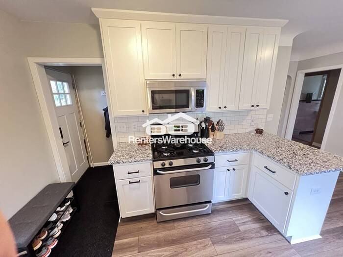 3201 Hayes St Ne - Photo 7 of 20