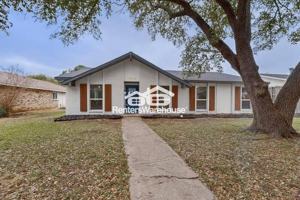 featured image of 916 Harvest Glen Dr