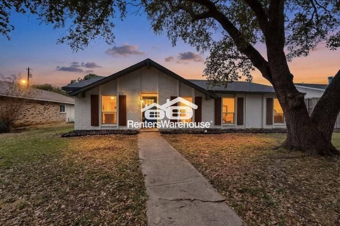 916 Harvest Glen Dr - Photo 2 of 42