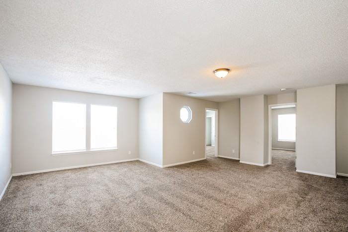 6367 Eastern Range Rd - Photo 5 of 10