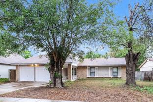 8243 Lone Shadow Trl - Photo 1 of 1