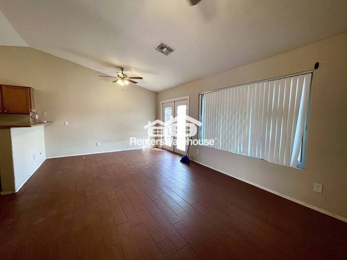 1419 E Hidalgo Ave - Photo 3 of 14