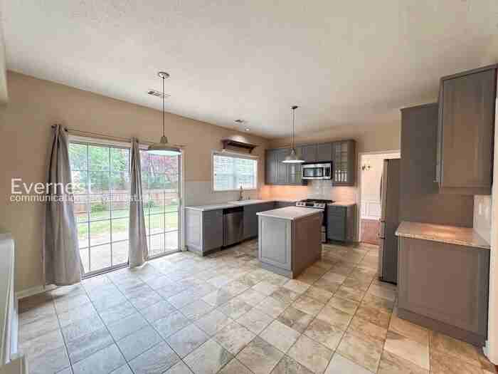 3406 Chastain Glen Ln Ne - Photo 4 of 28