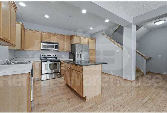 2423 121st Cir Ne #I - Photo 4 of 20