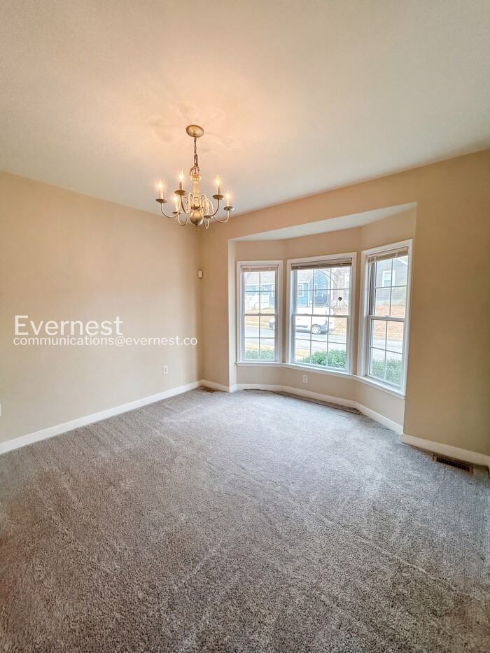 1713 Jacquelin St - Photo 7 of 27