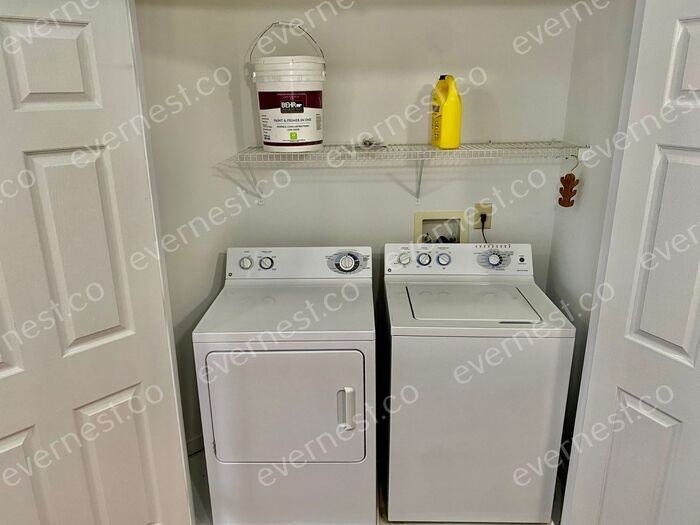 10716 Oceana Ct - Photo 3 of 12