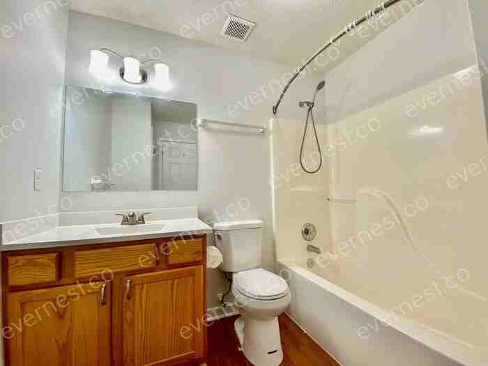 10716 Oceana Ct - Photo 6 of 12