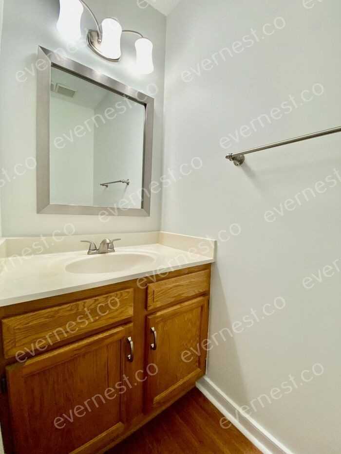 10716 Oceana Ct - Photo 7 of 12