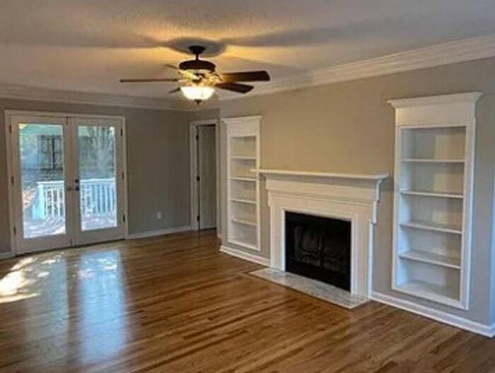 108 Cranewater Dr - Photo 2 of 9