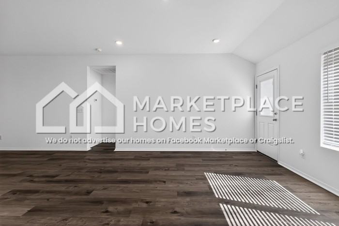 8736 Preston Wood Dr - Photo 4 of 29