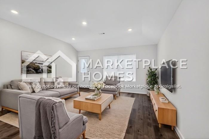 8736 Preston Wood Dr - Photo 5 of 29