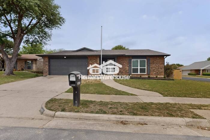 3837 Aspenwood Dr - Photo 2 of 48